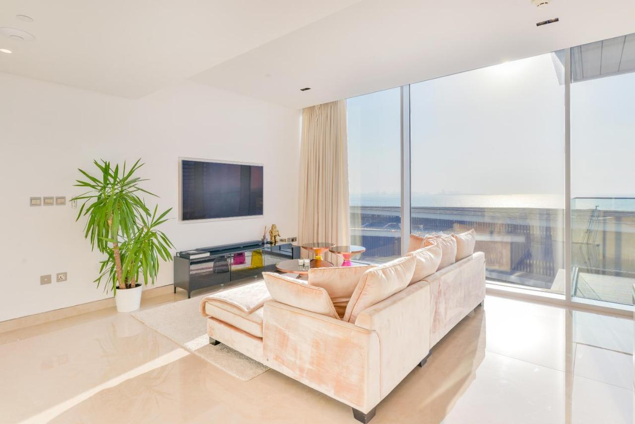 Posh 2 Bedroom Oceanfront Apt In The Heart Of Bluewaters Island Dubaj Kültér fotó