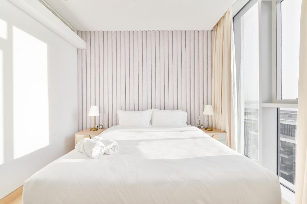 Posh 2 Bedroom Oceanfront Apt In The Heart Of Bluewaters Island Dubaj Kültér fotó
